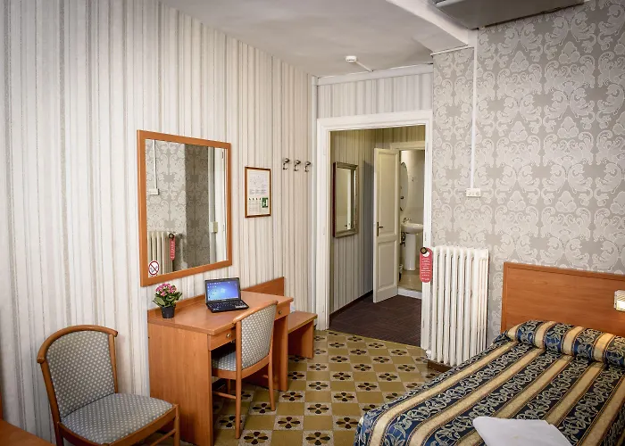 Hotel Emmaus 3*