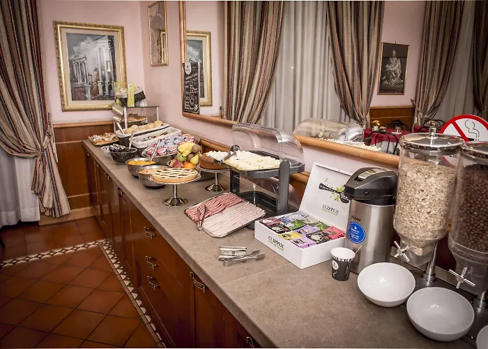 Emmaus Hotel 3*